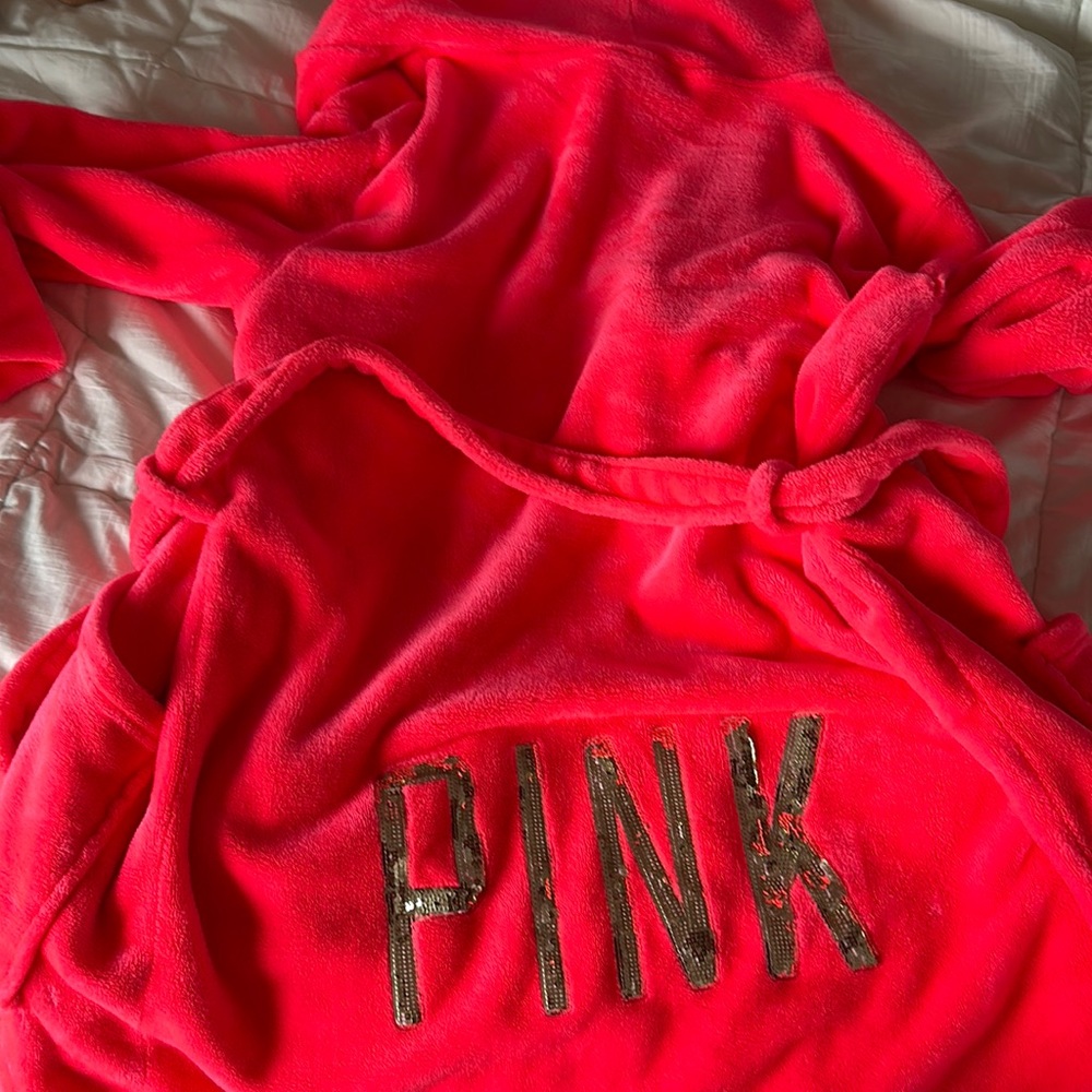 PINK bathrobe